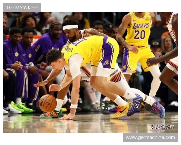湖人队与国王队历史交锋战绩回顾及分析