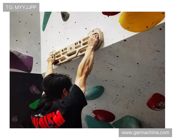 杭州攀岩队勇闯极限运动世界杯展现逆袭精神与团队力量